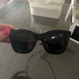 QUAY AFTER HOURS POLARIZED GLASSES